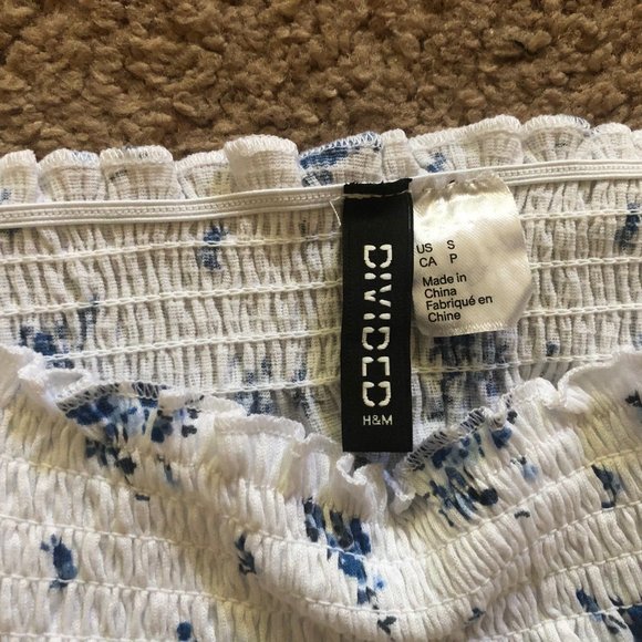 H&M Long Sleeve Summer Top - Picture 3 of 3